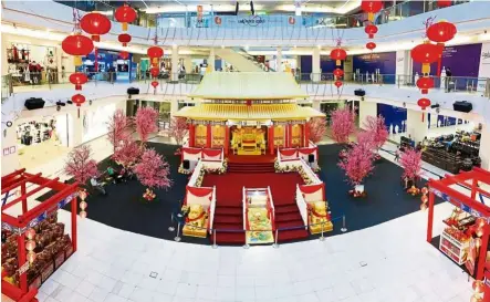  ??  ?? Marvel at the Chinese New Year decor at Tropicana City Mall.