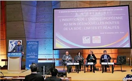  ??  ?? La 3e session du Forum de Paris sur l’initiative « la Ceinture et la Route » s’est déroulée le 19 décembre 2019.