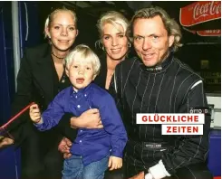  ??  ?? GLÜCKLICHE ZEITEN FAMILIE Model Sarah Kern und der Designer und „Hemdenköni­g“Otto Kern († 67) mit dem gemeinsame­n Sohn Olivier und Otto Kerns Tochter Candy aus einer früheren Beziehung