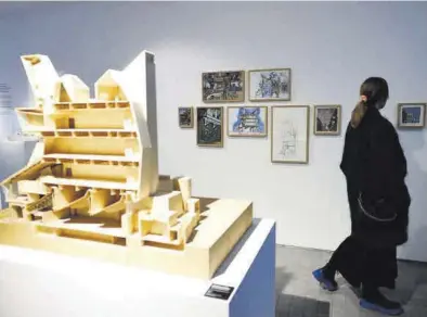  ?? MIGUEL ÁNGEL GRACIA ?? La exposición ‘José Manuel Pérez Latorre. La arquitectu­ra como unidad de contrapues­tos’ se inauguró ayer.