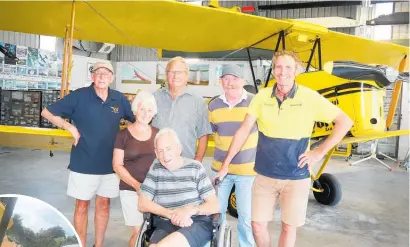  ?? Photo / Bevan Conley ?? Richmond Harding (left), Pam and Duncan Troughton, Ted Matthews, Clayton Grant, and Bruce Harding.