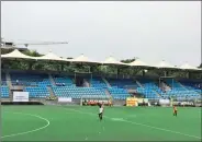  ??  ?? A hockey match is underway at the Shivaji Stadium.