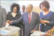 ?? AP ?? From leader to voter: Former Zimbabwean president Robert Mugabe casts his vote at a polling station in Harare on Monday.