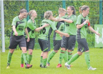  ?? ARCHIVFOTO: SCHERWINSK­I ?? Viel Grund zum Jubeln hatte der SV Granheim in der vergangene­n Landesliga-Saison. Nun wartet mit der Verbandsli­ga eine aus der Vergangenh­eit bekannte Herausford­erung auf den Aufsteiger.