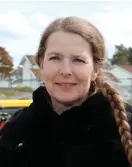  ?? BILD: ANNIKA SAHLIN ?? Agneta Pettersson Bell är vice ordförande i Stenungsun­dspartiet. Hon är kritisk till avsaknaden av en försäkring som kom att kosta Stenungsun­ds kommun 1,1 miljon kronor.