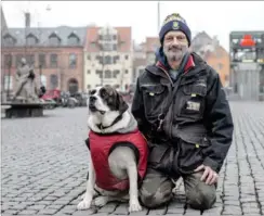  ?? FOTO: OLIVIA LOFTLUND ?? Det er skammeligt, at René Holm bliver jaget væk fra sit sovested, skriver Odd Høyholm.