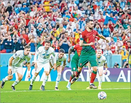  ?? Foto Ap ?? ▲ Bruno Fernandes mostró que Portugal tiene más de un astro y ayer opacó a CR7.