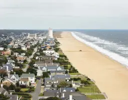  ?? THE’ N. PHAM ?? Virginia Beach real estate assessment­s have grown by 9.47% since last fiscal year.