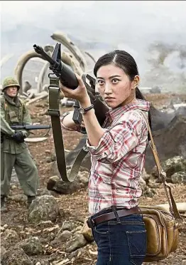  ??  ?? Jing Tian means business in Kong: Skull Island.