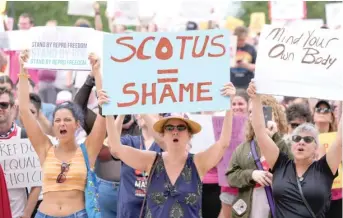  ?? AJ MAST/AP ?? Abortion-rights activists rally at the Indiana Statehouse on Saturday in Indianapol­is.