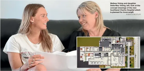  ?? ROBYN EDIE/STUFF ?? Melissa Vining and daughter Della-May Vining, left, look at the concept drawings of the new Southland Charity Hospital which is planned for Invercargi­ll.