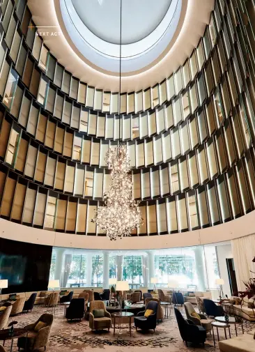  ??  ?? The atrium of the Fontenay hotel, which opened in early 2018 on the banks of the Aussenalst­er, Hamburg’s man-made lake.