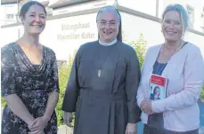  ?? FOTO: WOLFGANG HEYER ?? Machen sich gemeinsam für Frauen stark: Katharina Franken, Generalobe­rin Schwester Maria Hanna und Martina Schmidt.