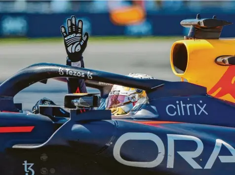  ?? Foto: The Canadian Press, Ryan Remiorz, dpa ?? Es war – mal wieder – sein Rennwochen­ende: Max Verstappen aus den Niederland­en vom Team Oracle Red Bull in Aktion.