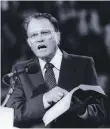  ??  ?? Billy Graham preaches in Paris as part of his 1986 mission