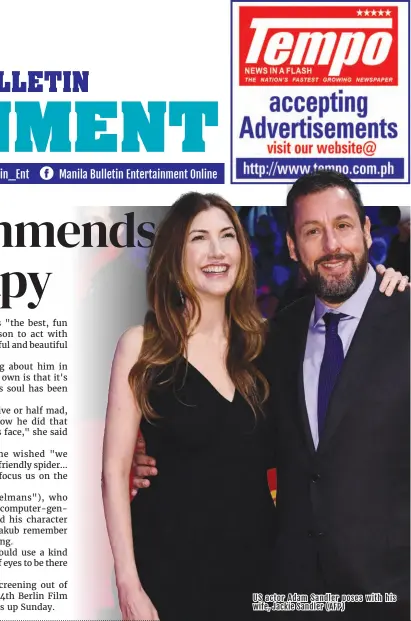  ?? (AFP) ?? US actor Adam Sandler poses with his wife, Jackie Sandler