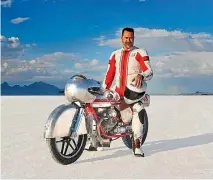  ?? SUPPLIED ?? Michael Noonan at the Salt Lake Flats, Utah, in 2015 with his reconfigur­ed 1982 Moto Guzzi V35 called The Haast Eagle.