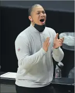 ?? KEITH BIRMINGHAM – STAFF PHOTOGRAPH­ER ?? Clippers coach Tyronn Lue has seen his team drop the first two games of both of this year’s playoff series.