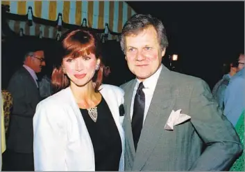  ?? Craig Mathew Associated Press ?? STAR OF STAGE AND SCREEN Ken Kercheval, shown with “Dallas” costar Victoria Principal in 1986, appeared in the full run of the TV series. Early in his career, he performed in Broadway musicals, including “The Apple Tree” and “Cabaret.”