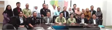  ??  ?? (Seated from third left) Nyurak, Lee, Angelina and Abdul Aziz with various tourism stakeholde­rs under Miri Tourism Task Force.