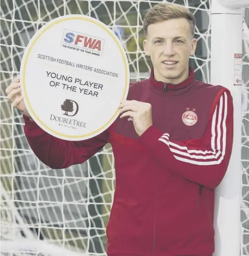  ?? PICTURE: STEVE WELSH ?? 0 Aberdeen midfielder Lewis Ferguson has been named the young player of the year by Scotland’s football writers.