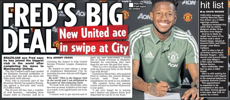  ??  ?? PEN PAL: Fred signs for United