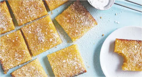  ?? PHOTOS: PAUL BRISSMAN ?? Make Antoni Porowski’s lemon squares a day in advance, if you can. Their luscious flavour only intensifie­s overnight.