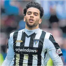  ??  ?? Faissal El Bakhtaoui in action for Dunfermlin­e.