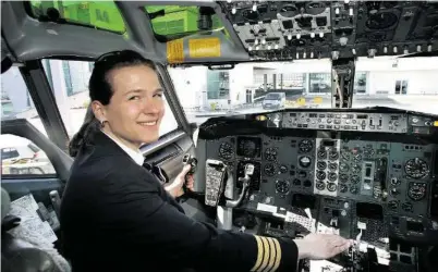  ??  ?? Viele träumen von einem Job im Cockpit, aber ist die Fliegerei wirklich so toll? Solche Fragen möchten wir beantworte­n.