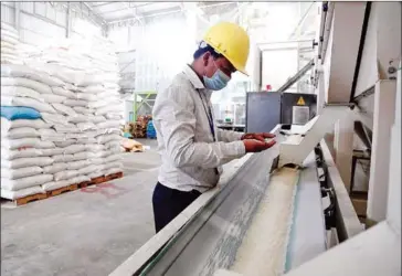  ?? HENG CHIVOAN ?? Cambodia exported 230,948 tonnes of rice worth $161 million in the first three months of this year, up 35.20 per cent from the same period last year.