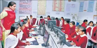  ??  ?? ■ The computer lab at Government Senior Secondary School, Kot Shamir, Bathinda. This was the first school in the district to be declared smart. SANJEEV KUMAR/HT