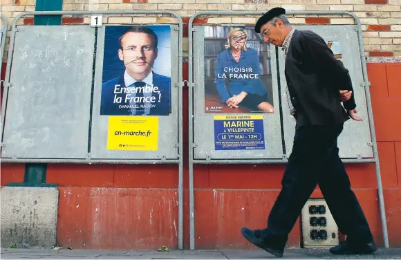  ?? FOTO: BOB EDME/AP ?? I valet och kvalet. I morgon väljer Frankrike en ny president. För många väljare är ekonomin och oron för den höga arbetslösh­eten de viktigaste frågorna.