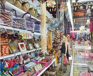  ??  ?? The Filipino Market in Kota Kinabalu is where you can find plenty of local produce and handicraft.