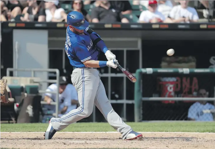  ?? JEFF HAYNES/THE ASSOCIATED PRESS ?? Toronto Blue Jays star Josh Donaldson hit home runs in all three games against the Chicago White Sox this week, a sign his offence is on the upswing.