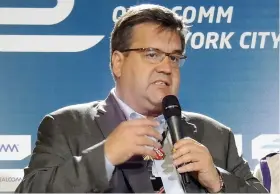  ?? PHOTO D’ARCHIVES ?? Le maire Denis Coderre a dû faire face au mécontente­ment des Montréalai­s avant même la tenue du ePrix.