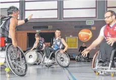  ?? FOTO: PRIVAT ?? Martin Bader (rechts) und seine Ellwanger Teamkolleg­en müssen sich wohl aus der Oberliga verabschie­den.