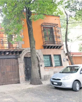  ??  ?? La casa de Miguel Barbosa en la Ciudad de México cuesta 10 mdp; perteneció al ex presidente Miguel de la Madrid.