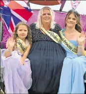  ?? ?? Carnival princesses Bella-Louise Money, seven, Sabrina, 11, and Lexie Kalinowska-Withers
Ref: 34-2522H