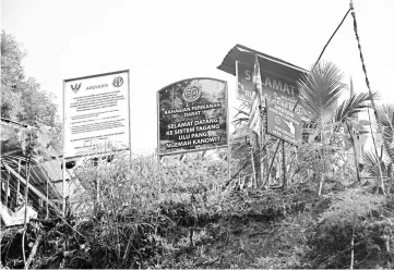  ??  ?? A signboard welcomes visitors to the ‘Tagang’ system at Nanga Pang.