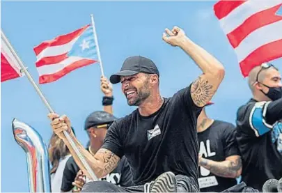  ?? (AP) ?? Artistas en las calles. Ricky Martin fue el símbolo del repudio popular a Rosselló, quien debió renunciar.