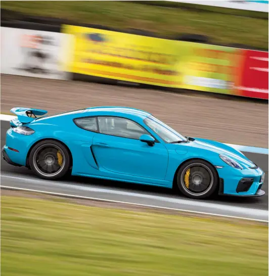  ??  ?? The Cayman GT4 just pips the GTS, but at £11k more it’s not an overwhelmi­ng victory...