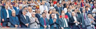  ??  ?? La directiva del Chapecoens­e acudió al palco, presidido por Josep Maria Bartomeu.