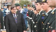  ?? PEDRO RUIZ LE DEVOIR ?? En même temps que la cérémonie de commémorat­ion de la bataille, Montréal inaugurait sa toute nouvelle place de Vimy, dans Notre-Dame-de-Grâce.