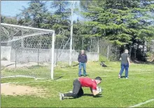  ??  ?? Guillaume, un plus pour l’école de foot