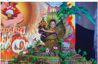  ??  ?? Isabel Dalag Luche of Tribu Kandaya, Daanbantay­an wins Best in Festival Costume for her countrysid­e-inspired ensemble that went viral online.