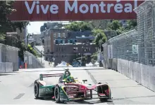  ?? PIERRE OBENDRAUF/ FILES ?? Mayor Valérie Plante says the city has yet to recover $40 million in costs related to the staging of last year’s Formula E race. Brazil’s Lucas di Grassi, pictured, won the race after leading from start to finish.