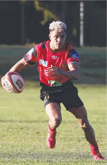  ?? Picture: BRENDAN RADKE ?? TOP FORM: JCU Mariners winger Dudley-Thomas Miles has scored three tries in his first two FNQ Rugby games this season.