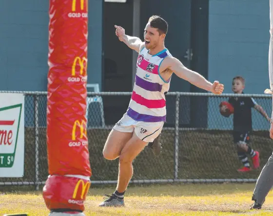  ?? Picture: KPM SPORTS IMAGES ?? Broadbeach‘s Clay Cameron has that winning feeling as the Cats charge clear of Morningsid­e at Subaru Oval.