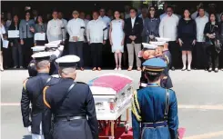  ??  ?? NENE HONORED AT SENATE – Senators and Senate employees welcome the flag-draped casket of former Senate President Aquilino ‘Nene’ Pimentel Jr. upon arrival at the Upper Chamber for necrologic­al services on Wednesday. Pimentel passed away on October 20, 2019, at the age of 85. (Ali Vicoy)
