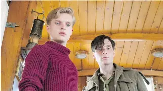  ?? WARNER BROS. PICTURES ?? Tom Glynn-Carney, left, and Cillian Murphy star in Dunkirk, a film that made good, if traditiona­l, use of massive physical sets and dramatic real locations. Expect more of the same.